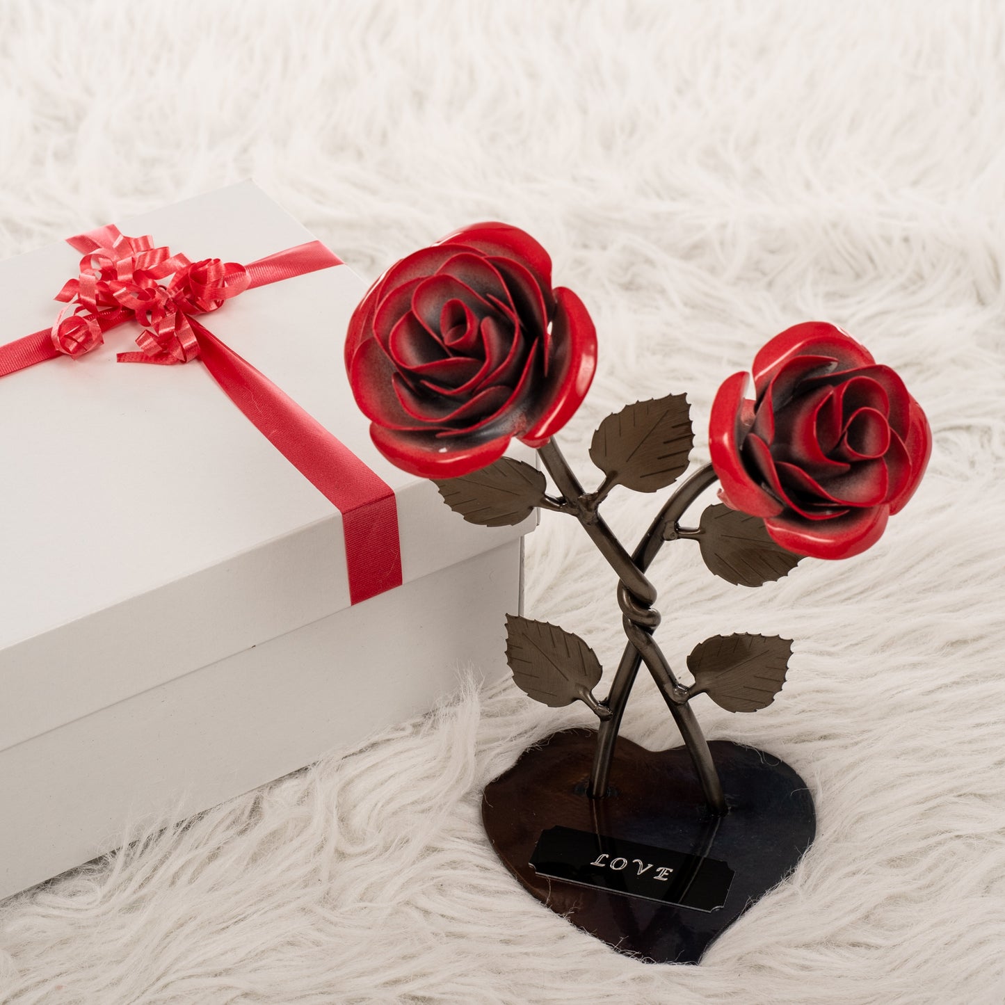 Personalized Gift Hand-Forged Wrought Iron Double Red Metal Rose with Twist